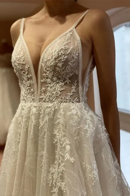 Boho A-line V-neck Backless Sleeveless Wedding Dresses With Lace