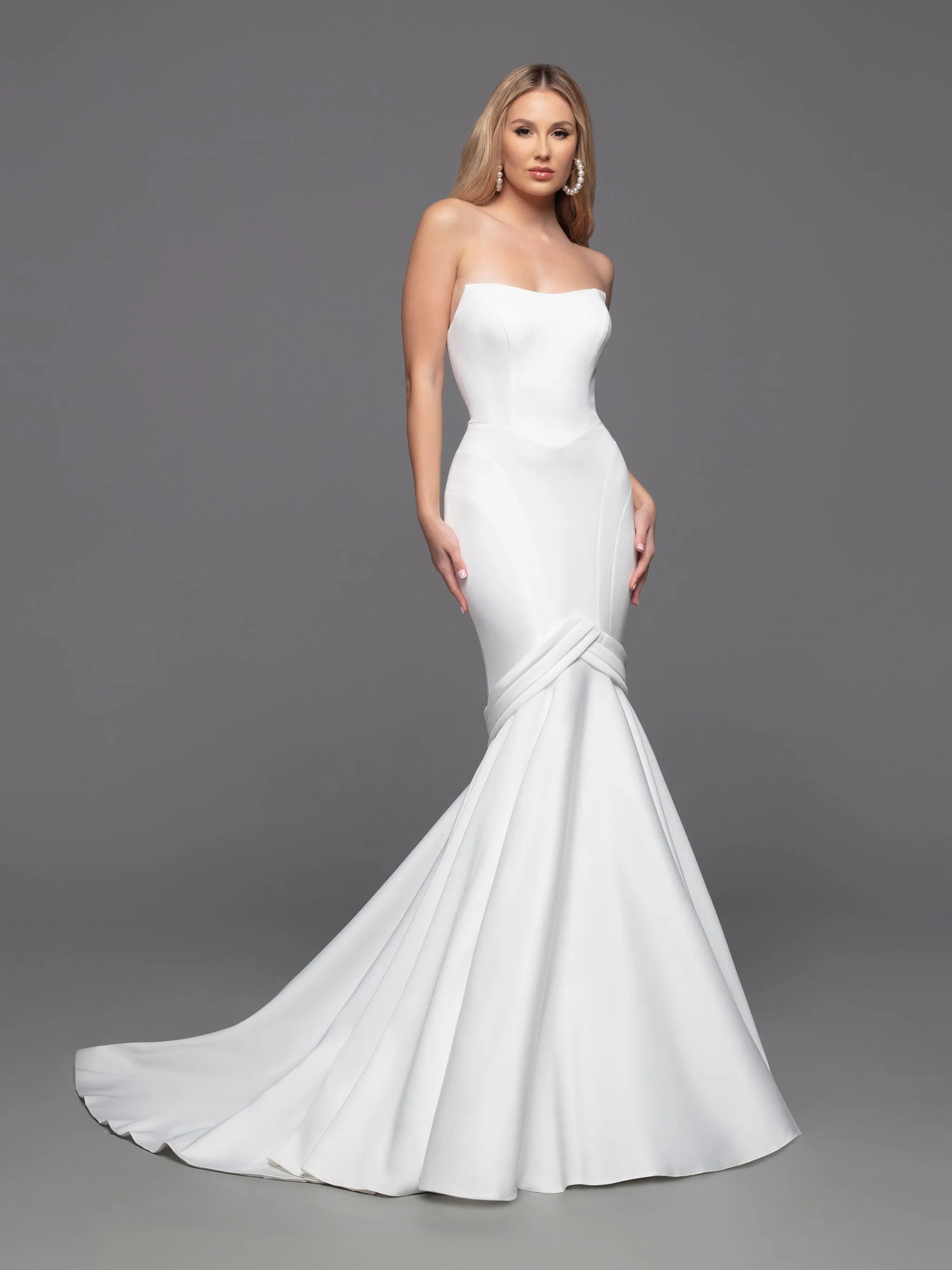 Davinci Bridal Gown 50816 size 12 Ivory Long Fitted Mermaid Wedding Dress Pointed strapless