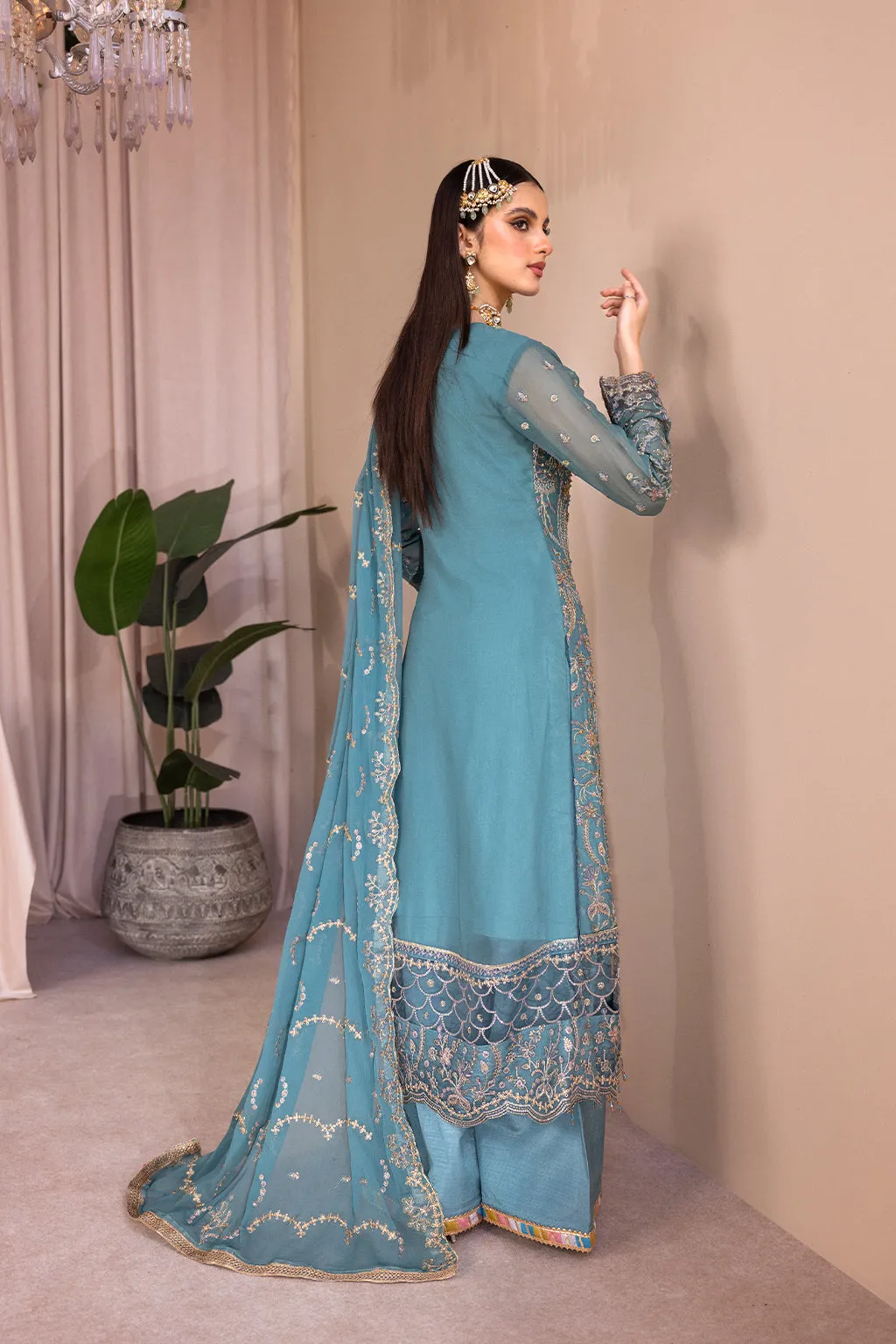 Emaan Adeel Romansiyyah Luxury Formals – RM-05 Miyasa
