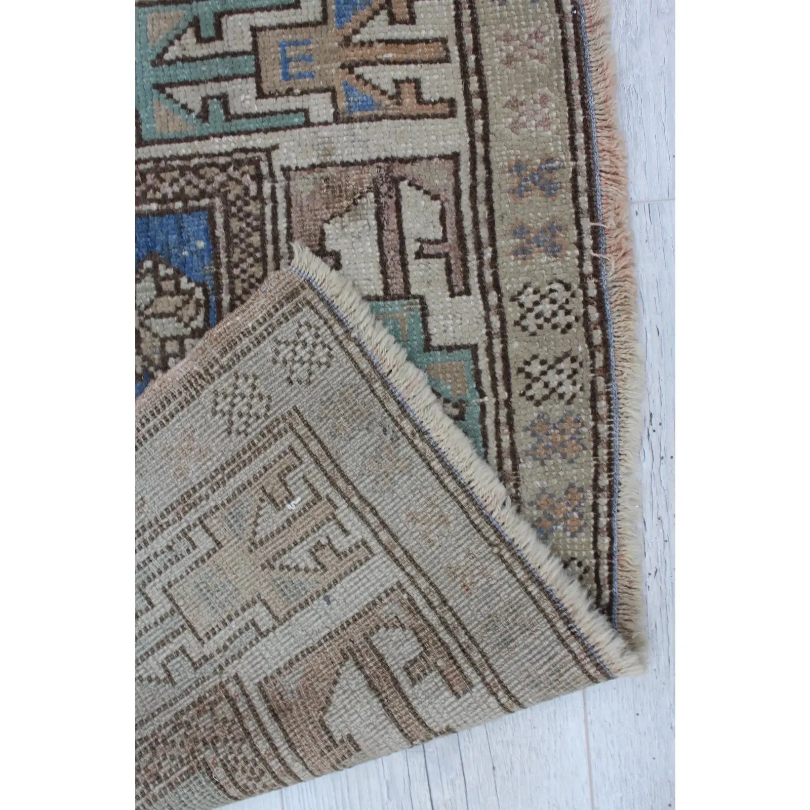 Mavi 39" x 32", #4