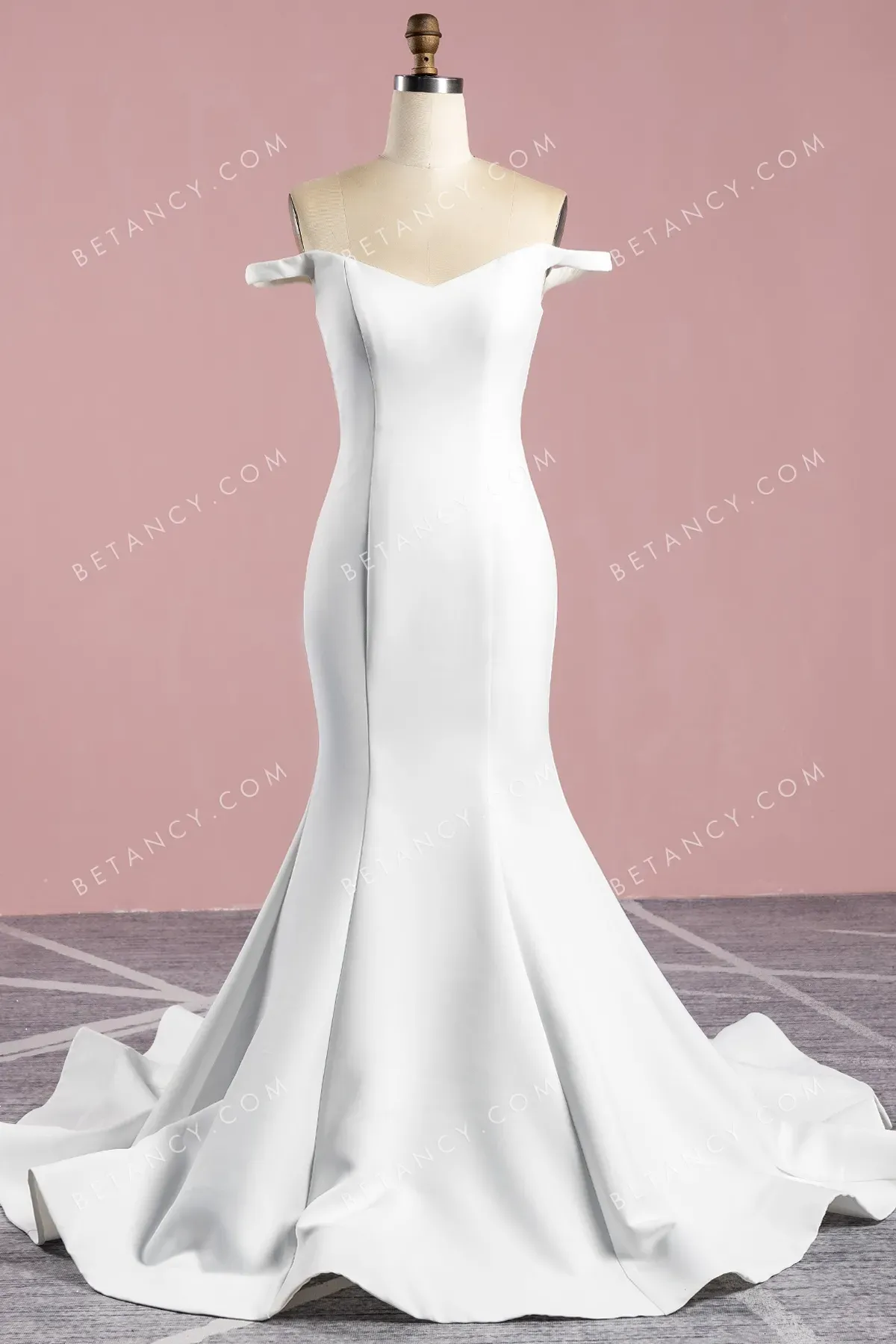 Minimalist Thick Matte Satin Mermaid Wedding Dress