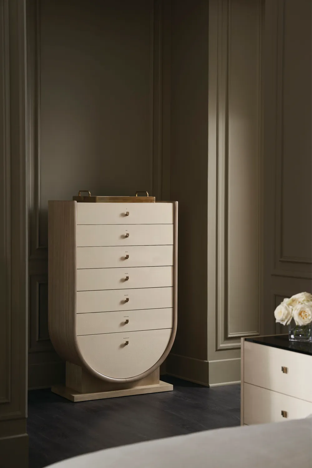 Modern Chest of Drawers | Caracole Amphora