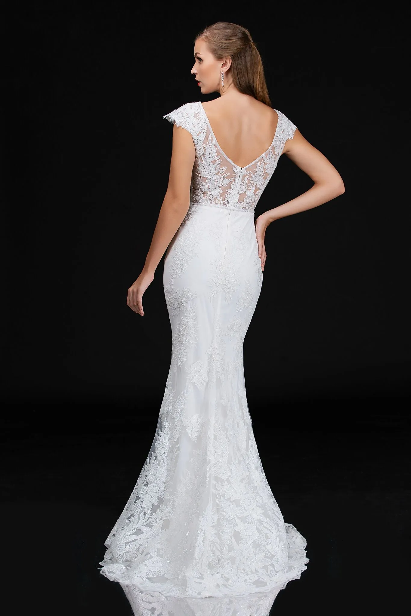 Nina Canacci 4203 Size 18 Long Lace Mermaid Cap Sleeve Wedding Dress Sheer Back Sweetheart