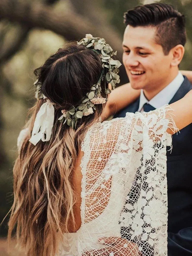 Romantic Bat Sleeve Lace Wedding Dress Sheath Bridal Gown