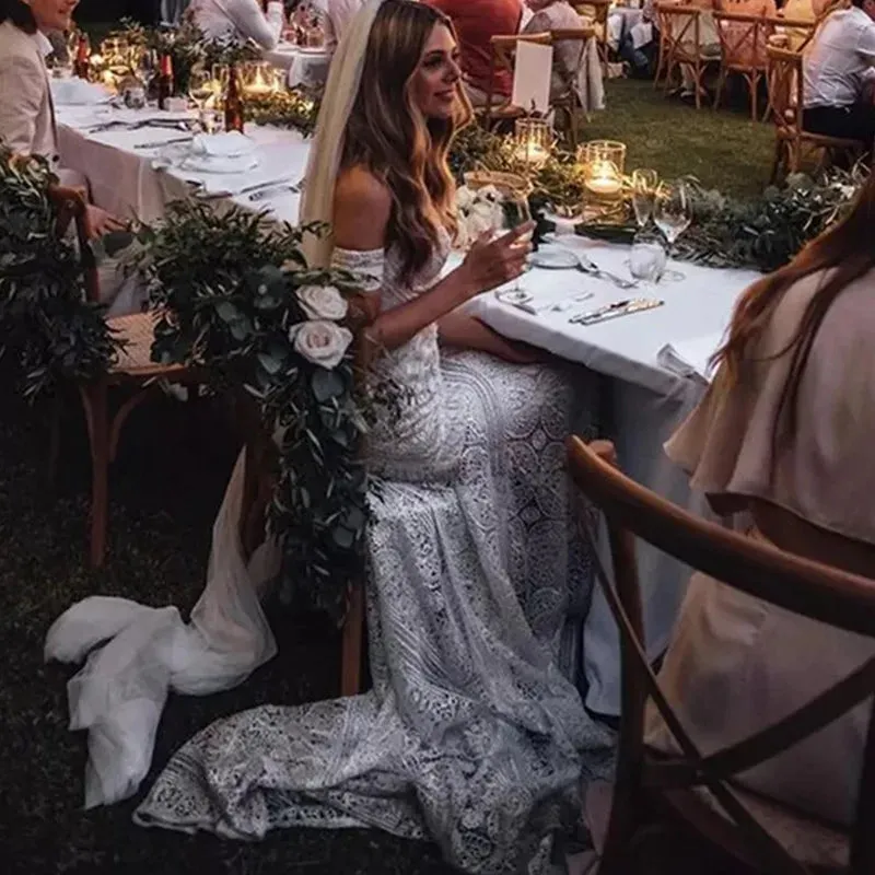 Sweetheart Wedding Dress With Detachable Sleeve