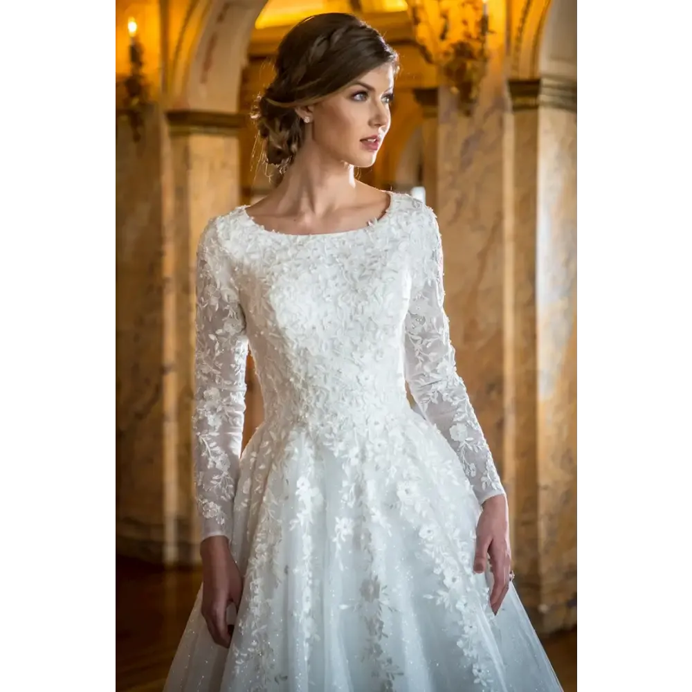 TR22055 by Modest Mon Cheri