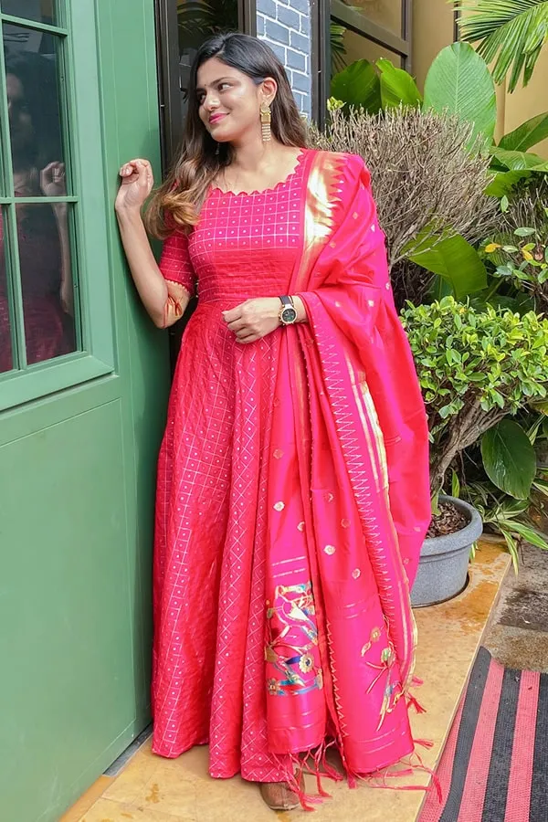 Traditional Pink Long Gown For Wedding