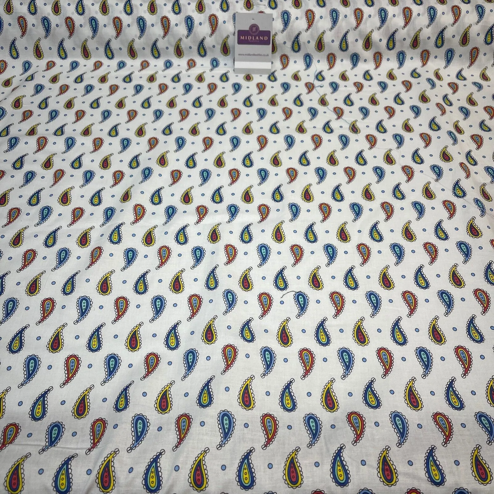 White Paisley 100% Cotton Dress fabric M1400-47 Mtex
